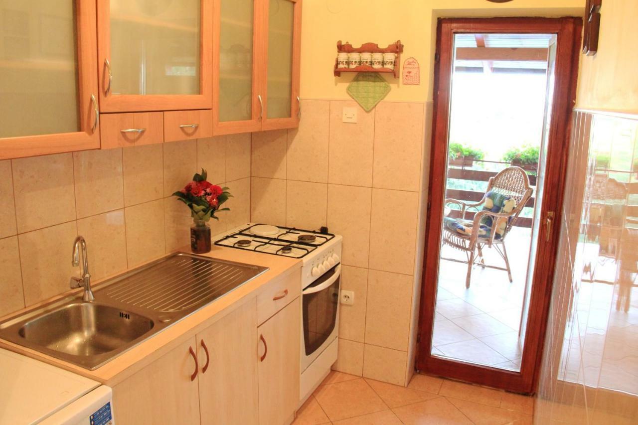 Holiday Home Nina Petrinja エクステリア 写真